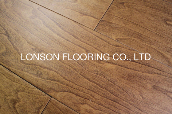 Quality multi layers Birch Engineered wood Flooring, handscraped and stained color factory