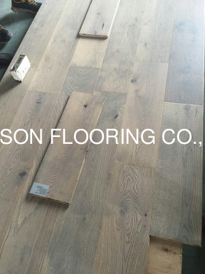 Quality Gray Oak Engineered Wood Flooring with smoked and brushed finishing factory