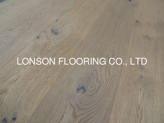 Quality oak engineered wood flooring with invisible lacquer factory