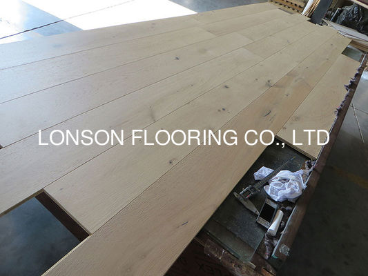 Quality 3 Layers European Oak Engineered Wood Flooring with Invisible Lacquer in 1900 x 190 x 15/4MM factory