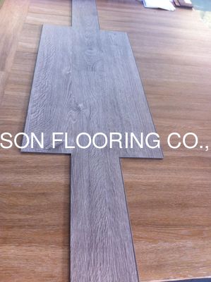 Quality 100% Waterproof  E0 Standard WPC Vinyl Flooring PVC Foamed Click factory