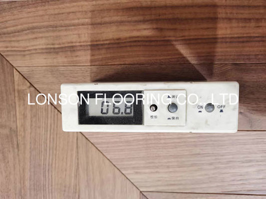 Quality 2 Layers American Walnut Chevron Parquet Flooring, Nature Grade To Italy factory