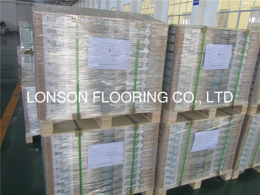 Quality Waterproof durable healthy 4-6mm interlock click LVT pvc plastics vinyl Flooring factory
