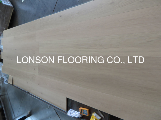 Quality European Oak Multi Ply Engineered Wood Flooring, Natural Invisible Lacquer factory