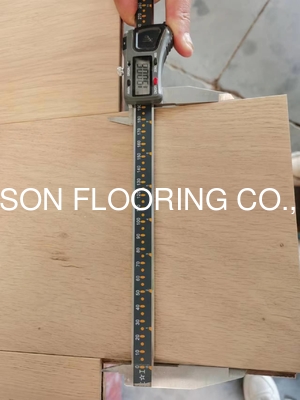 Quality European Oak Multi Ply Engineered Wood Flooring, Natural Invisible Lacquer factory