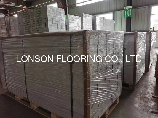 Quality Natural Lacquerd Oak 2 Layers Engineered Wood Flooring, Full Birch Plywood factory