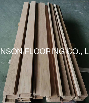 quality Unfinished And Brushed Solid Oak Stair Nosing, A/B Grade, Customized Size factory