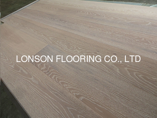 Quality Russian Oak multi-layers engineered flooring, ABC grade, cheap price, popular color, multi-layers and stable structure factory