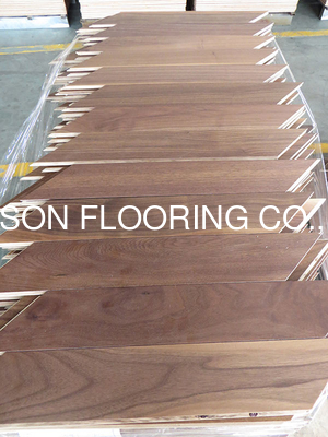 Quality American walnut Chevron parquet engineered wood flooring; Chevron in American Walnut wood flooring factory