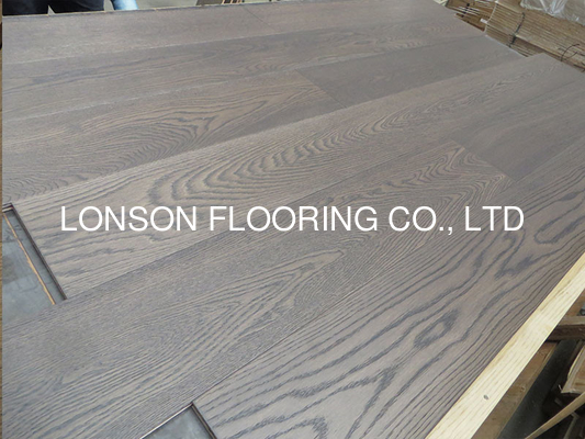 Quality popular grey stained Russian Oak Engineered Wood Flooring, color mountain view factory