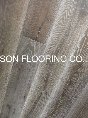 Quality rustic European French Oak Engineered Wood Flooring with cracks & knots factory