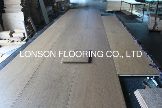 Quality 300MM Width Oak Engineered Wood Flooring to Colombia factory