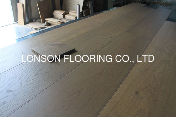 Quality 300MM Width European Oak Engineered Hardwood Flooring 2200 x 300 x 20/4MM in Code 1 factory