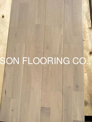 quality 2 strips solid oak wooden flooring, rustic CD grade & different stains factory