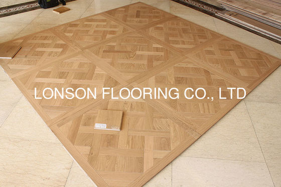 Quality 800x800x20mm European Oak Versailles Panels Flooring with 3MM Oak Veneers and E0, CARB II Certification in BF001 Color factory