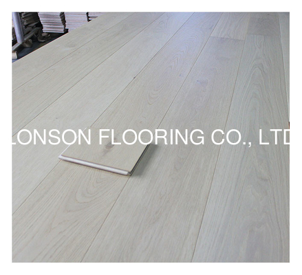 Quality Popular Color European Oak Engineered Wood Flooring 14mm Thickness Brushed Invisible lac To Italy, Select Grade factory