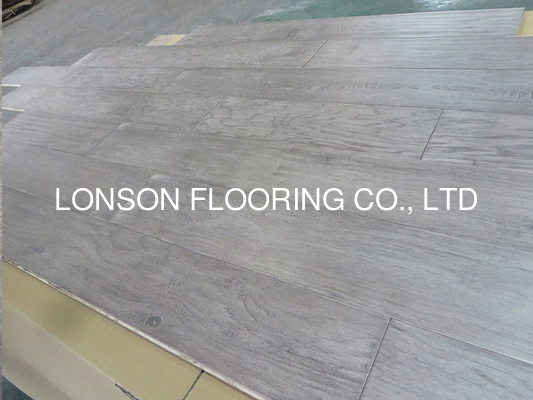 quality distressed hickory engineered wood flooring with gray stained factory
