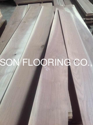 Quality American Walnut flooring veneers; Walnut top layer for flooring, black walnut lamellas for engineered floors factory