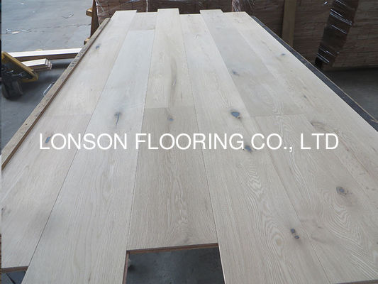 Quality Presand & Unfinished Wide Plank French Oak Engineered Flooring Durable factory