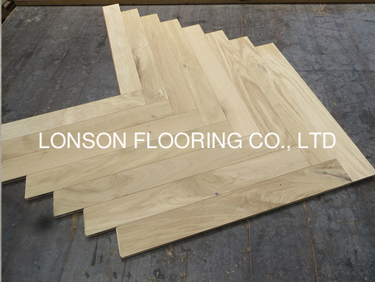 Quality unfinished  & prefinished Fishbone/herringbone French Oak Engineered wood flooring factory