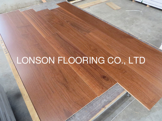 quality click jointed wide plank American Walnut engineered hardwood flooring to India factory