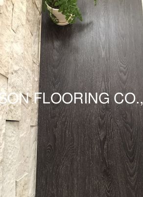 Quality 2mm-7mm Vinyl Flooring Planks Click Vinyl Tile With Fiberglass And UV Coating factory