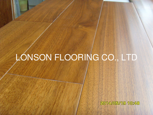 Quality stained American Black Walnut Engineered wood flooring AB grade factory
