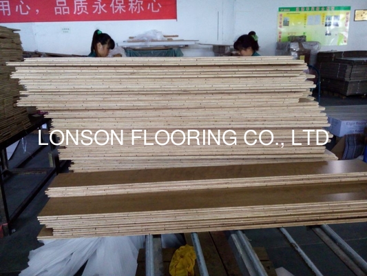 Quality Asian Maple(China Maple) engineered Wood Flooring with Mocca stained and semi-gloss factory