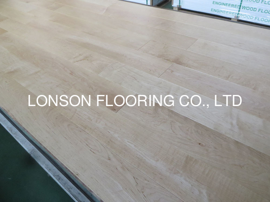 Quality premium grader natural color China Maple Engineered Wood Flooring factory