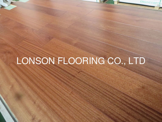 Quality African Sapele Engineered Wood Flooring Smooth Surface And Natural Lacquered factory