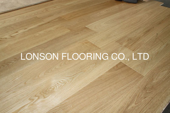 Quality Premium Russian White Oak Engineered Wood Flooring with Tongue and Groove Joint and 25 Years Residential Warranty factory