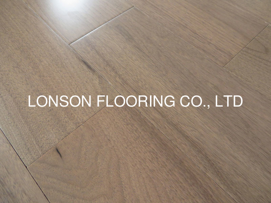 Quality China Walnut Engineered Hardwood Floors with light gray stained factory