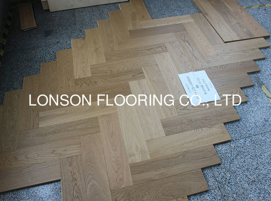 Quality Prime Oak Herringbone Engineered Wood Flooring To Italy, Smoked factory