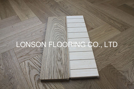 Quality Prime Oak Herringbone Parquet Flooring Smoked Customized Color factory