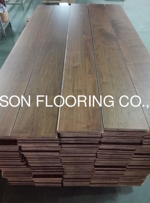 quality wide plank American Walnut Engineered wood flooring wIth classic ABC grade factory