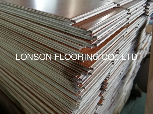 quality 8mm engineered wooden flooring, cheapest real wood floors, T & G joint, different wood species available factory