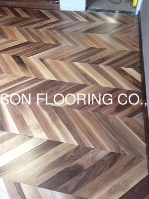 Quality Chevron in  American Walnut Engineered Wood Flooring, C grade and natural lacquered factory
