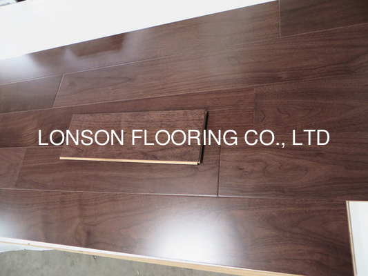 Quality premium American Black Walnut engineered Wood Flooring AB grade factory