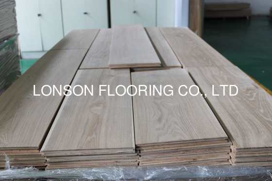 Quality unfinished wide plank European Oak Engineered Wood Flooring with width 150-450MM factory