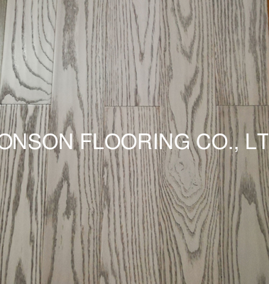 Quality 2018 new stained Red Oak Engineered Hardwood Flooring factory