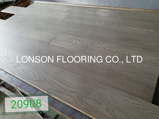 Quality White Oak Engineered hardwood flooring with modern grey stained factory