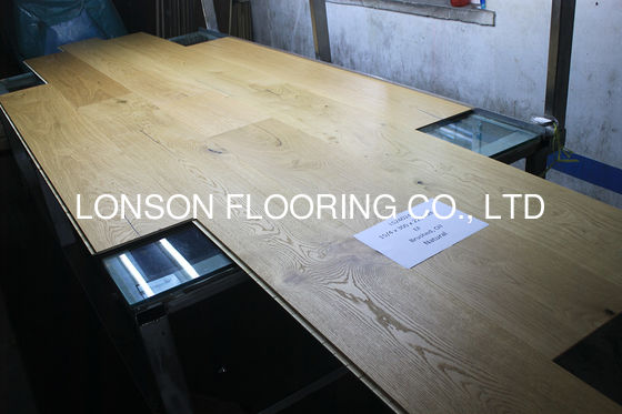 Quality 2200 x 300 x 15/4MM E1 Formaldehyde Emission EF Grade Oak Engineered Wood Flooring factory