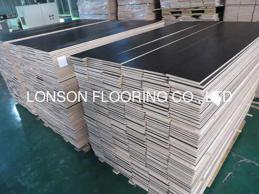 Quality fully black color oak multi layers wood flooring, brushed surface factory
