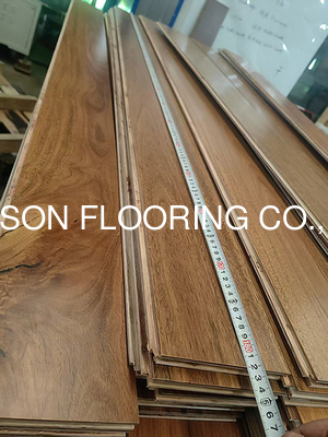 Quality Australian Spotted Gum Engineered Timber Flooring, Wide 136MM factory