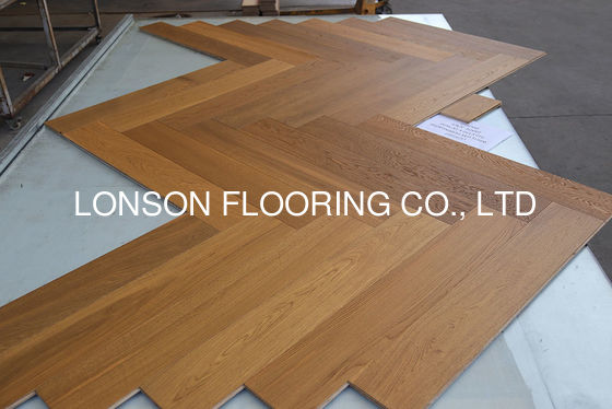 Quality Smoked UV Oiled White Oak Herringbone Parquet Flooring 910x150mm factory