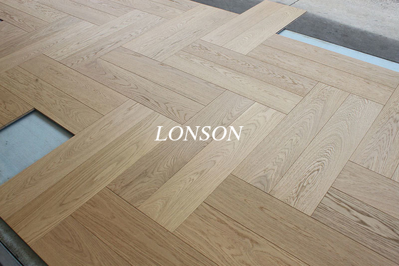 quality Natural Vanished Herringbone Oak Engineered Wood Flooring To Italy factory