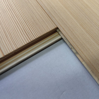 Quality 3-layer All Pine Engineered Wood Flooring with 4mm Pine Veneer and 1900 x 180 x 15MM Size factory
