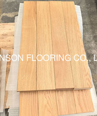 Quality White Oak Herringbone Parquet Flooring with Matt 5-10% Finish and 25 Years Residential Warranty factory