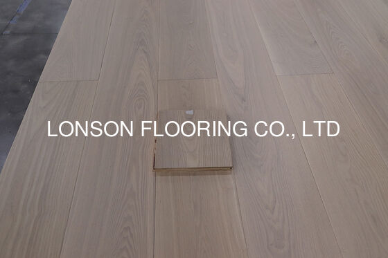 Quality Ash Engineered Wood Flooring with 3mm Oak Veneers in 1900 x 190 x 15MM Size and 25 Years Residential Warranty factory