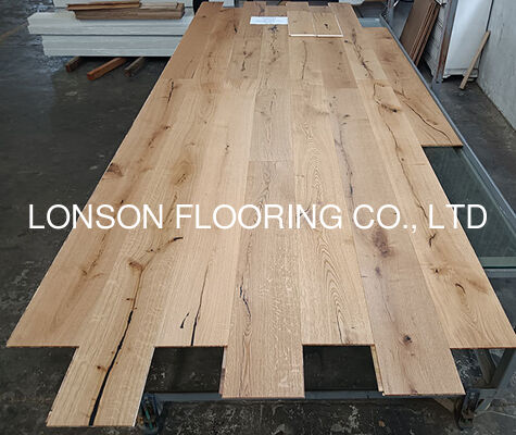 Quality 3 Layers European Oak Engineered Flooring with Click Lock and 25 Years Residential Warranty factory